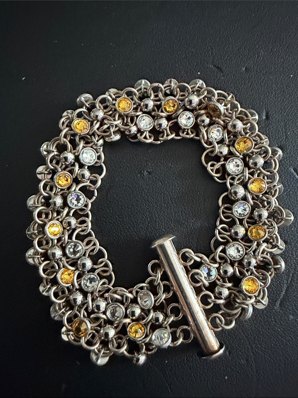 Beautiful Find. Silver/Sawarski crystals 7” bracelet linked chain / closure .